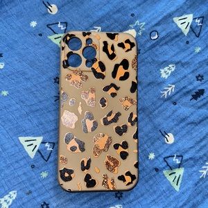 IPhone 12 Pro Max sparkly cheetah print case